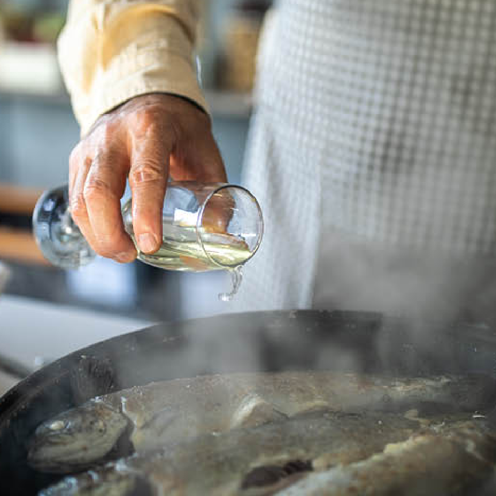 Does White Wine In Food Have Alcohol?-SAGHI